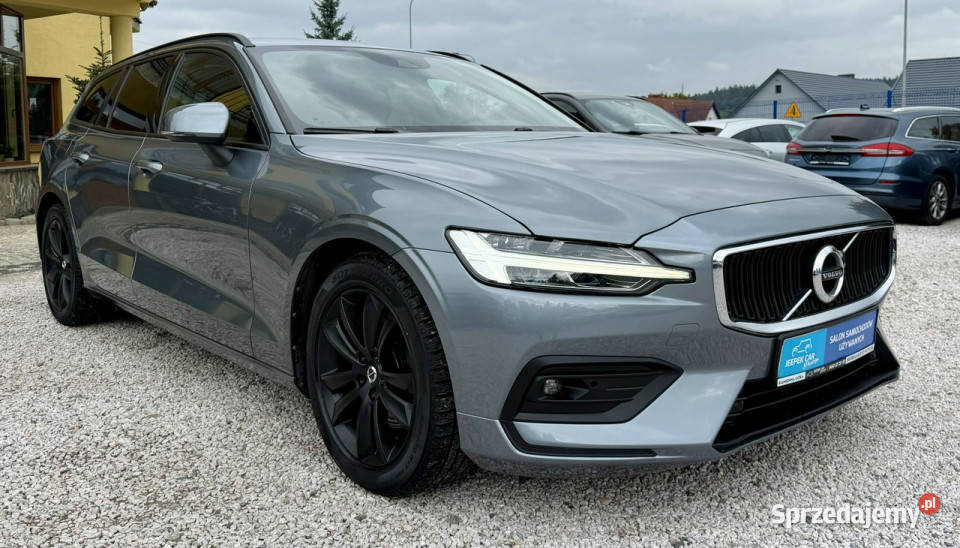 Volvo V60 AWD4x4Momentum ProGwarancja II 2018 bluetooth Kamienna Góra