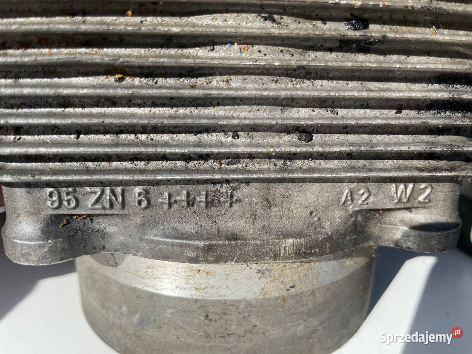 Porsche 911 964 zestaw tłoki cylindry MAHLE Poznań