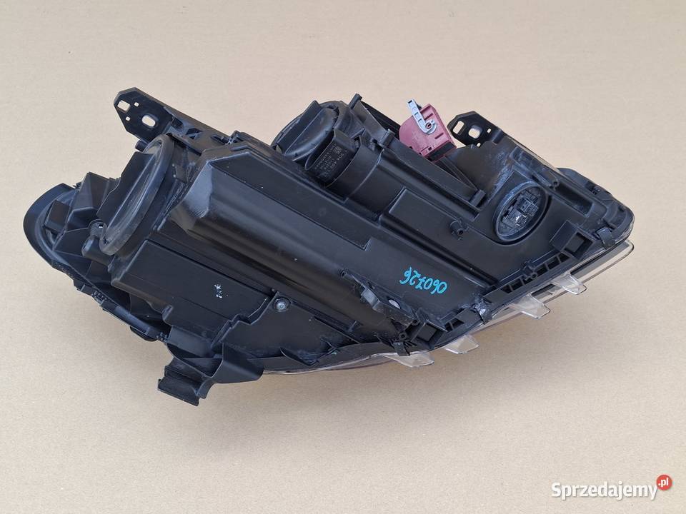 MERCEDES BKLASA W246 REFLEKTOR LAMPA BIXENON Motoryzacja Bieleń