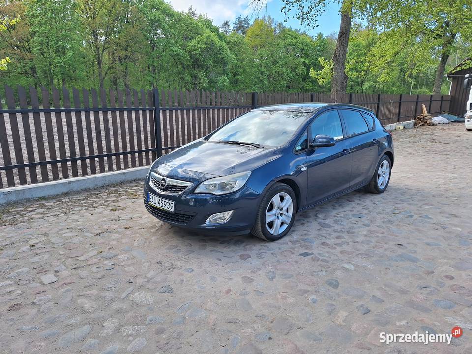 Opel astra j 2012