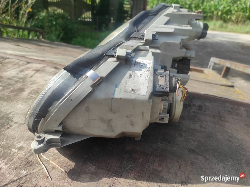 Mercedes w203 Cklasa Lift Lampa Prawa Przód Płock