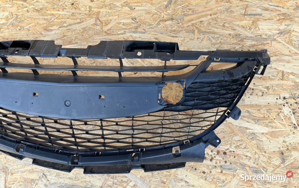 ATRAPA GRILL ZDERZAKA MAZDA 3 II 0813 BCW8501T1 osobowe Międzychód