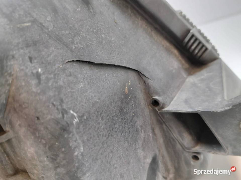 LAMPA PRZÓD LEWA XENON EUROPA USZKODZONA Renault świętokrzyskie
