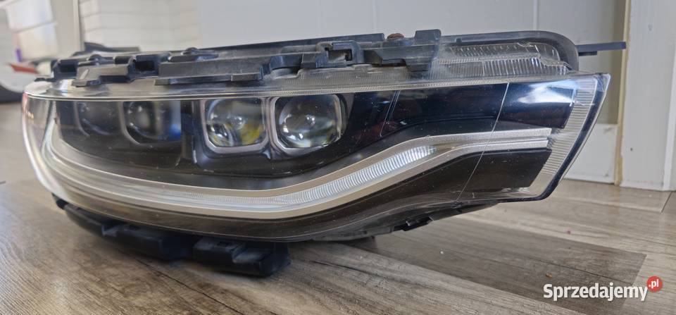 KIA SOUL EV MK3 1721 PRAWA STRONA NS REFLEKTOR