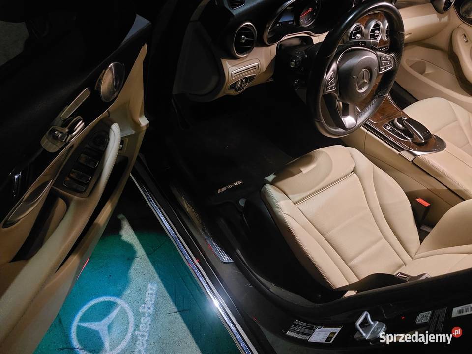 Mercedes C300 4Matic przebieg 124 124000km pomorskie Gdynia