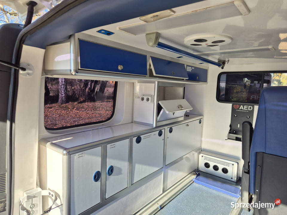 Ambulans karetka RENAULT Trafic 20 dCi 115 2011 Grodziec