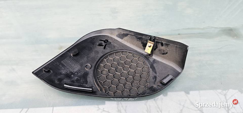 Maskownica głosnika prawy tył mercedes w202