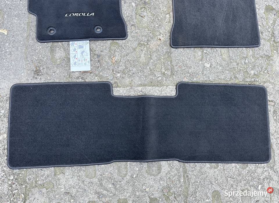Toyota Corolla Sedan Kombi dywaniki welurowe OE Gdańsk