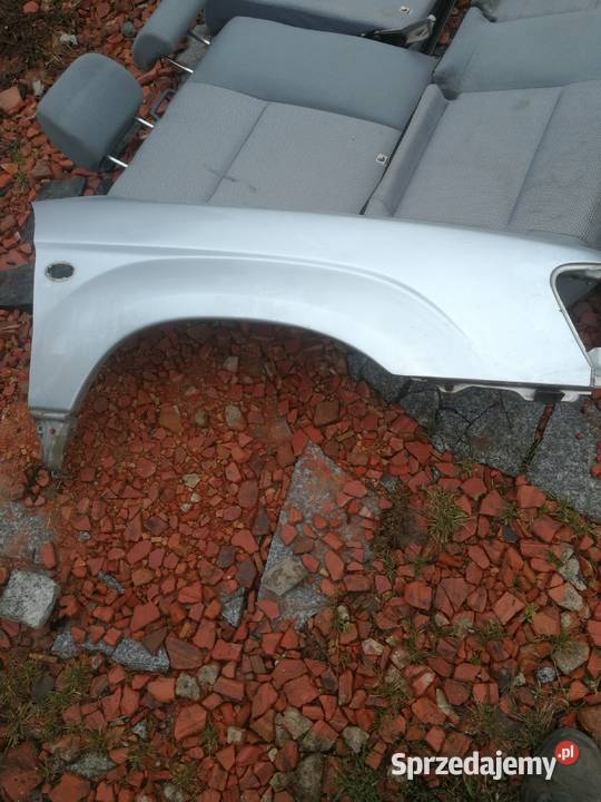 Błotnik forester sg przedni prawy Strzegom sprzedam