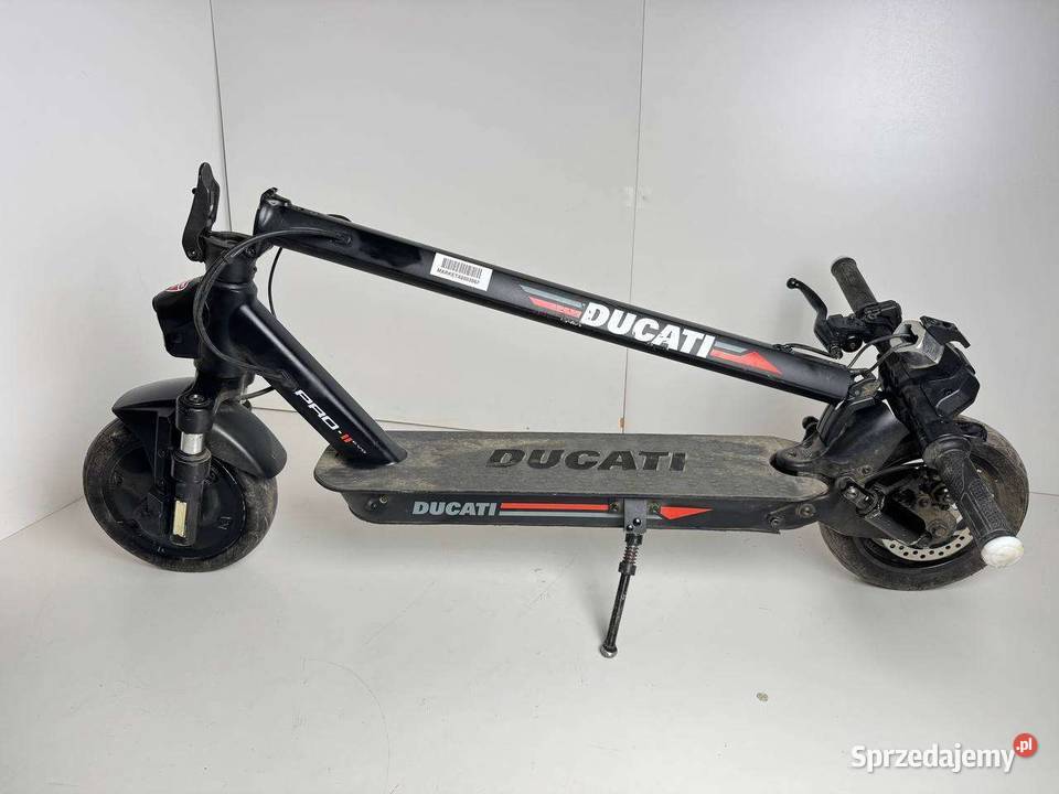 hulajnoga elektryczna Ducati PRO II EVO z Hulajnogi elektryczne