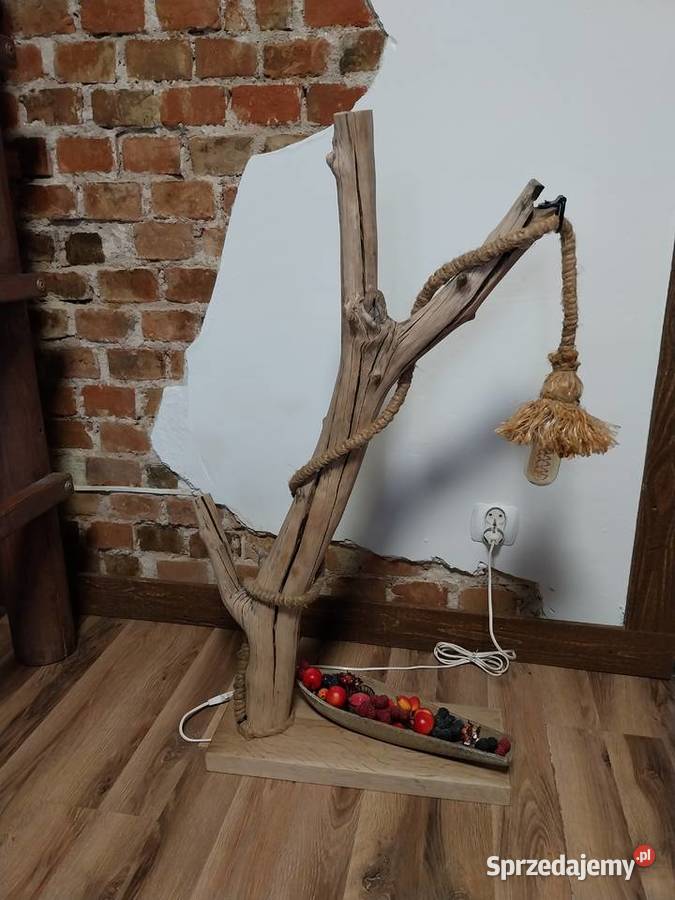 Drewniana lampa Świdnica sprzedam