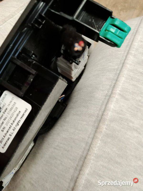 LAMPKA PODSUFITKI PODSUFITÓWKI RENAULT ARKANA Rakoniewice