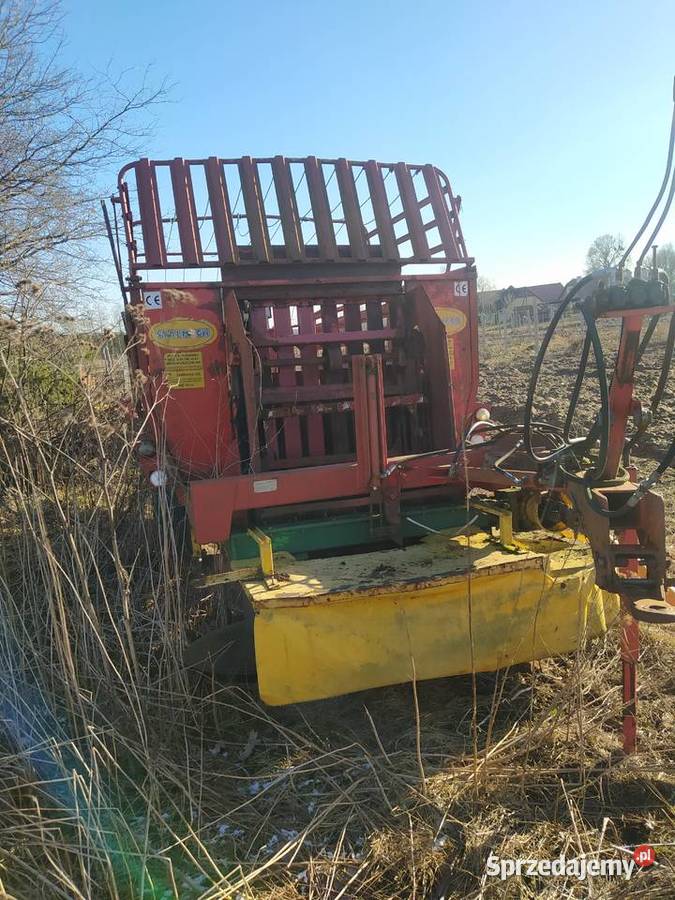 Przyczepa samozbierająca z kosiarką Stalmech Dymer