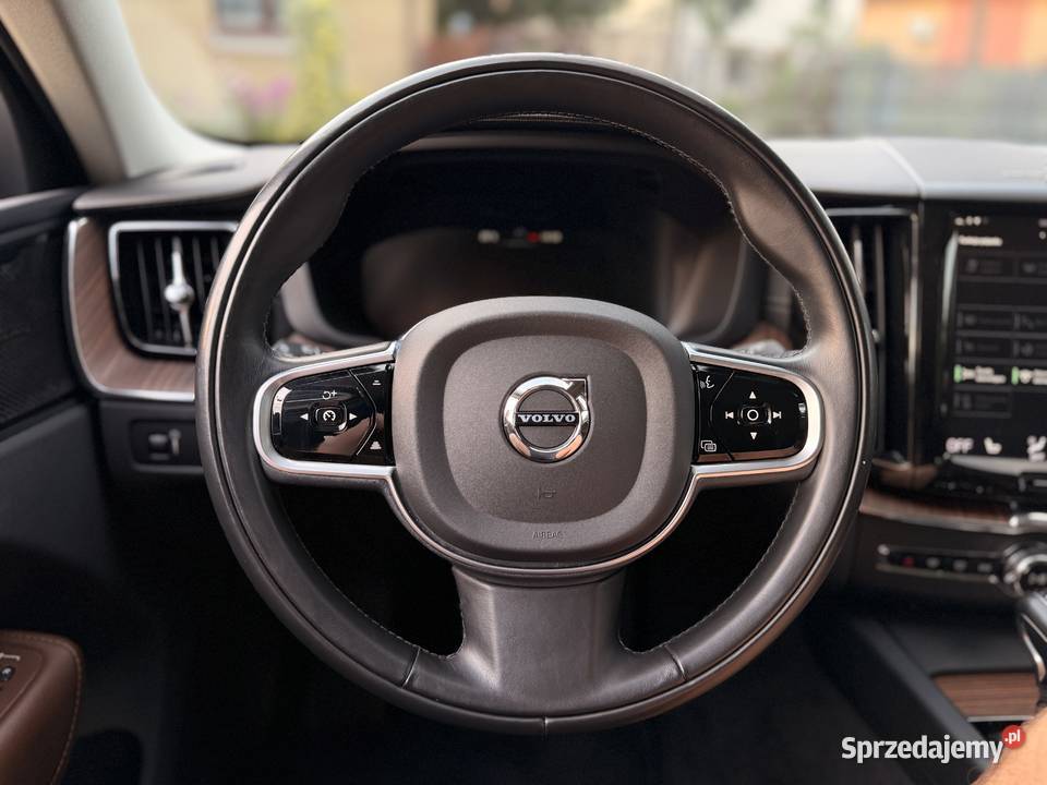 Volvo XC60 T6 Inscription AWD 316 Pine Grey 724 mazowieckie Kołbiel sprzedam