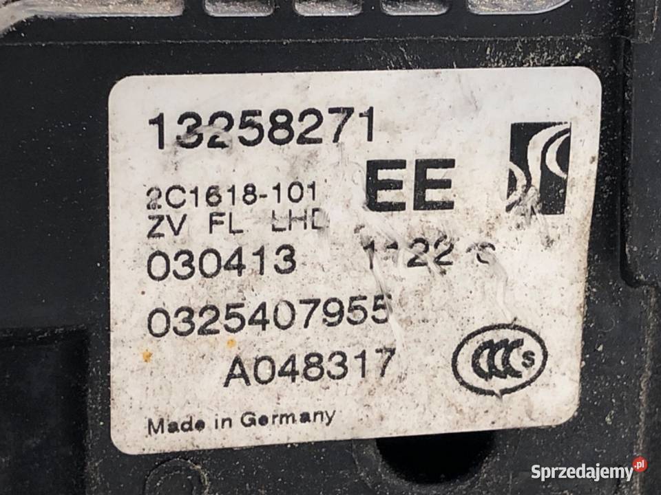 ZAMEK DRZWI LEWY PRZÓD OPEL CORSA D Hatchback sprzedam