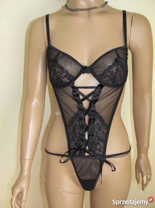 Seksowne koronkowe body czarnym kolorze r38