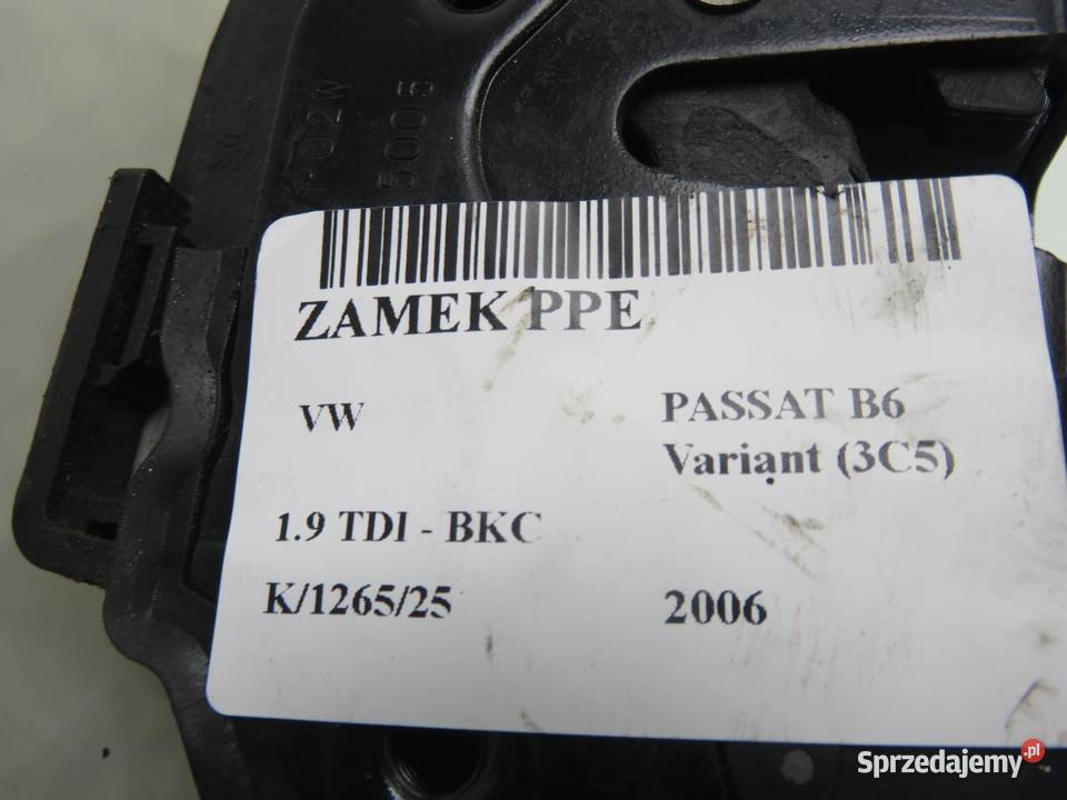 ZAMEK PRAWY PRZEDNI VW PASSAT B6 3C1837016A
