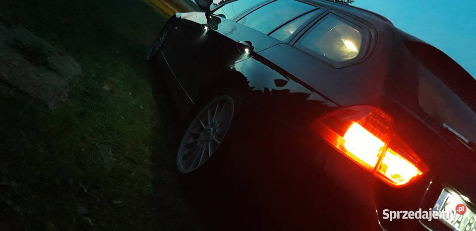 BMW 318i 2010r Słomniki sprzedam