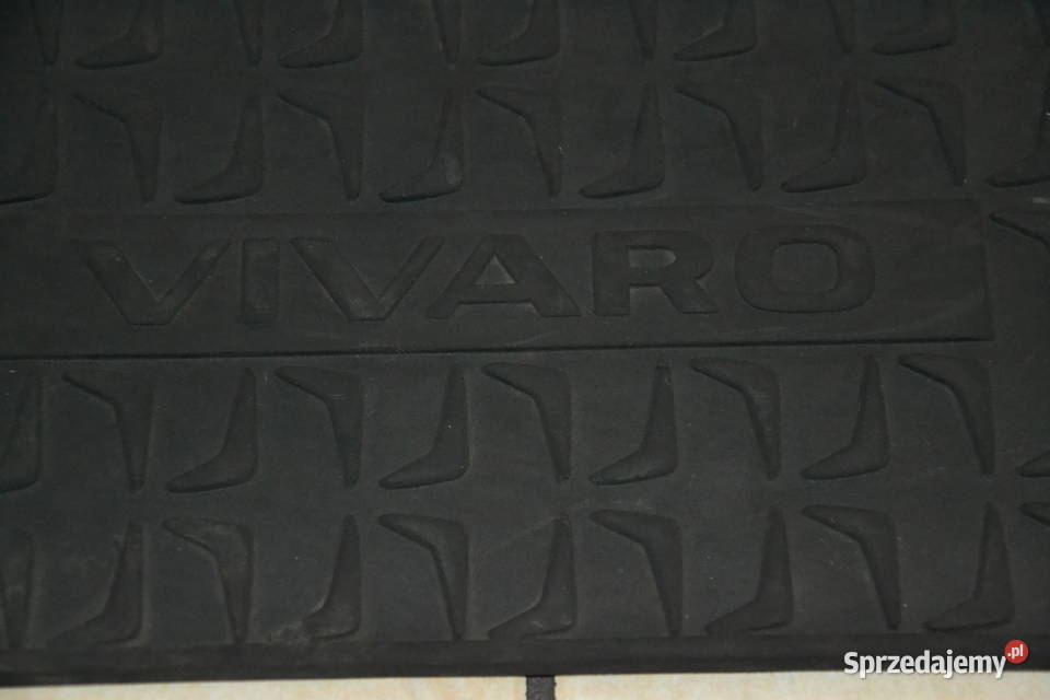Pokrowce OPEL VIVARO 9 osobowe dywaniki gumowe sprzedam