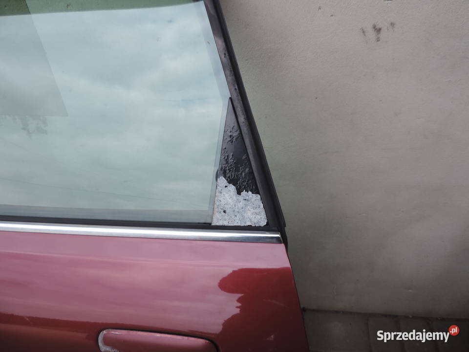 AUDI A4 B5 FL KOMBI DRZWI LEWY TYŁ LZ3L osobowe Nowy Sącz
