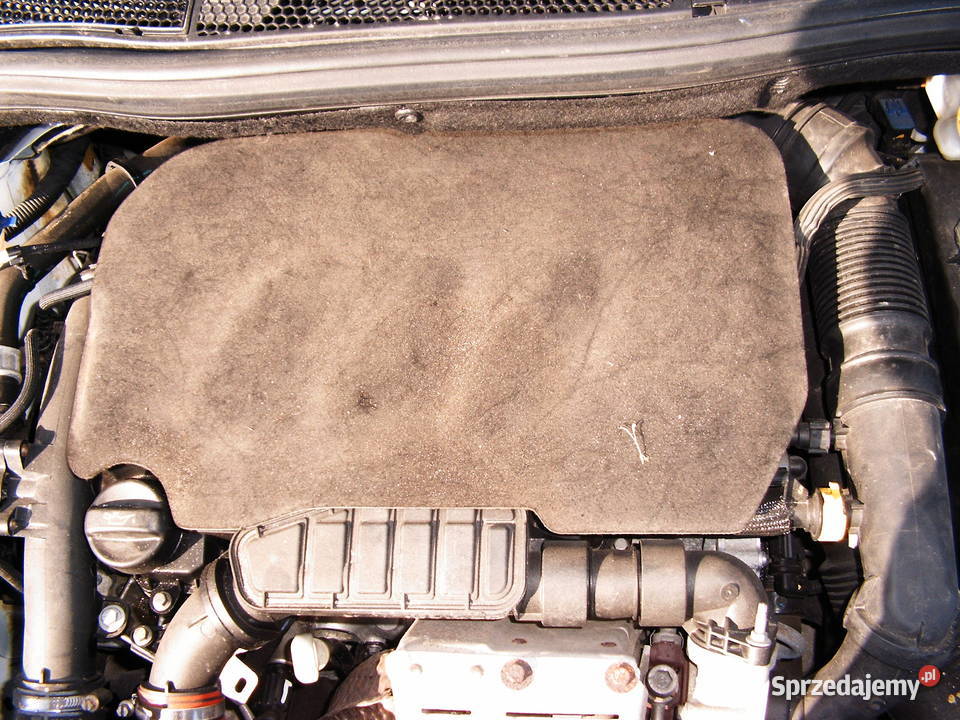 Peugeot 2008 12 etylina 2018 r Września sprzedam