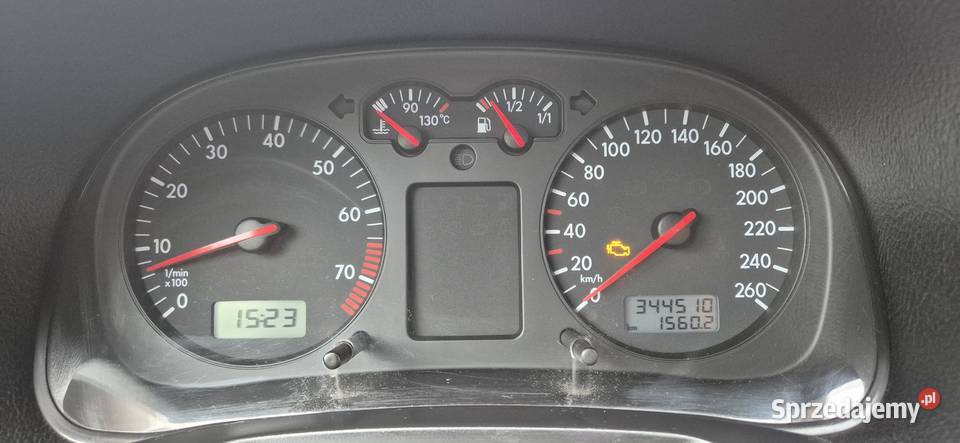 VW GOLF 4 HATCHBACK 1600 BENZYNAGAZ pierwszy właściciel Głogów