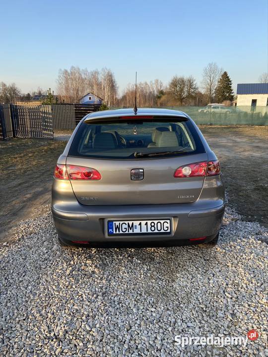 Seat Ibiza 12 benzyna 2003 Hatchback Bednary