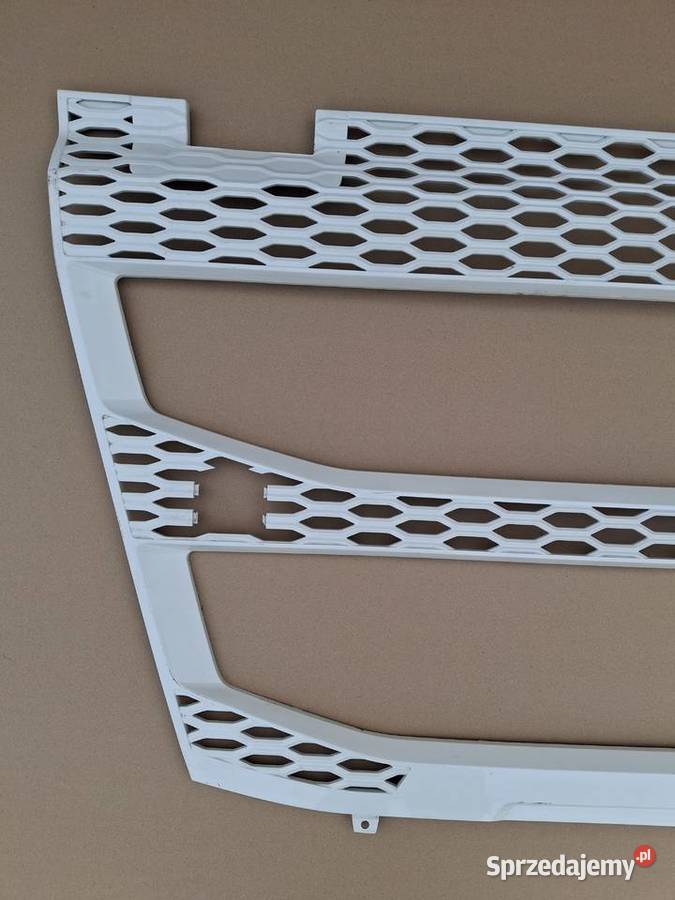 VOLVO FH5 GRILL ATRAPA CHŁODNICY ORYGINAŁ Bieleń sprzedam