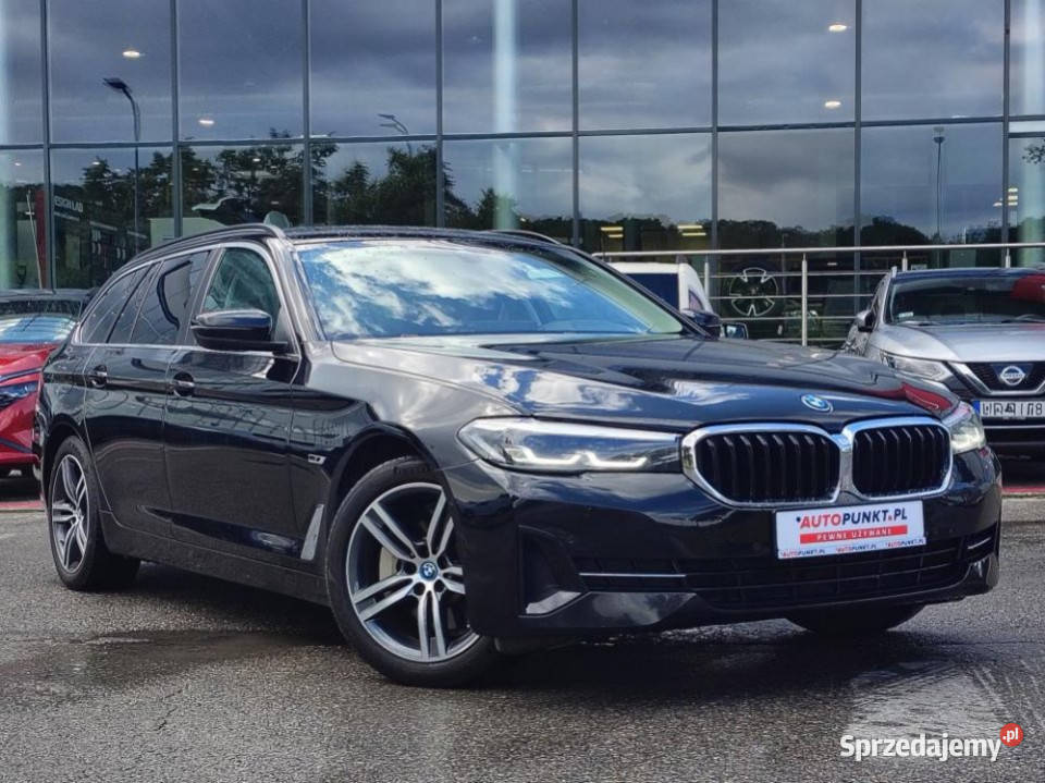 BMW SERIA 5 2022r Carplay El Fotel Ambienty Hak nieuszkodzony Kraków