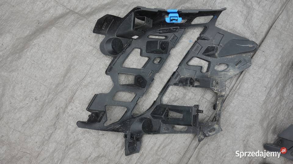 PEUGEOT 2008 II ŚLIZG ZDERZAK PRAWY LEWY PRZOD Części samochodowe śląskie