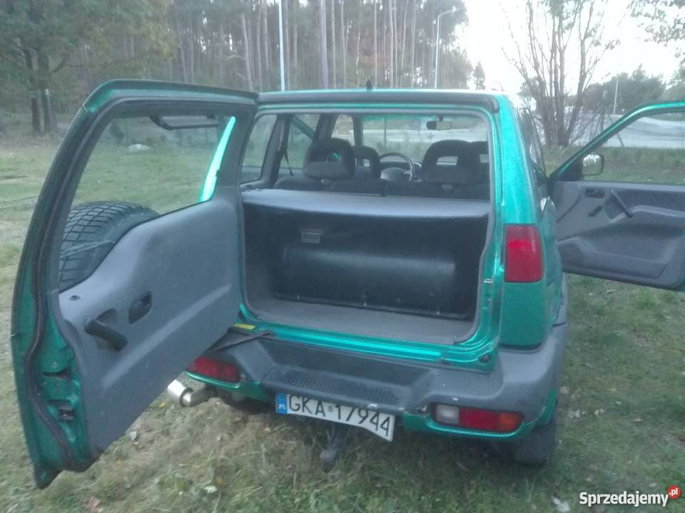 NISSAN TERRANO 24 BENZYNAGAZ poduszka powietrzna Terrano