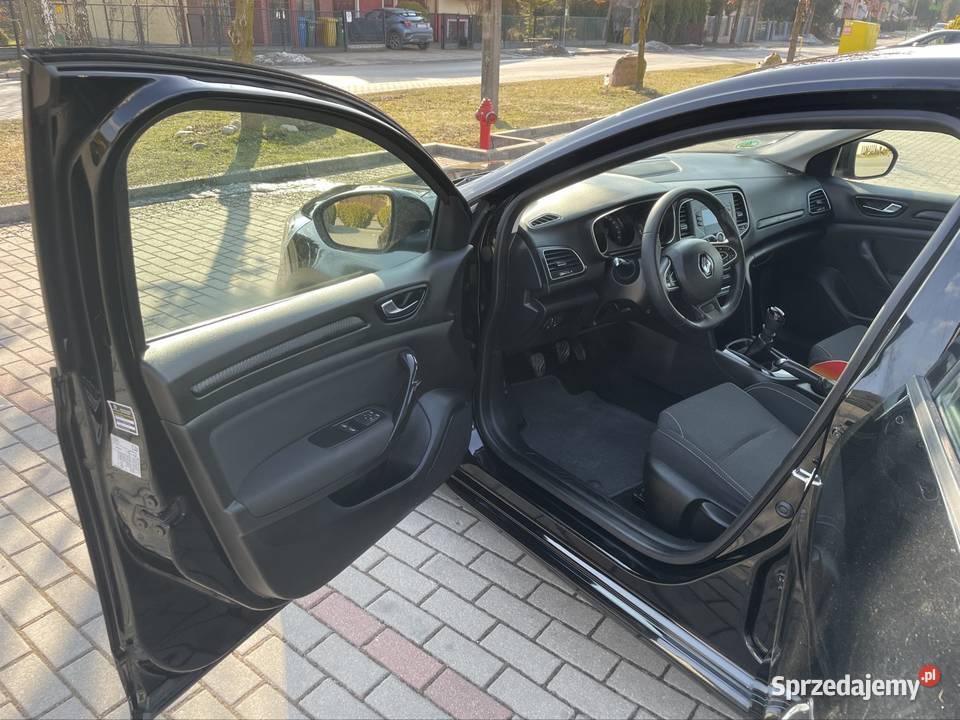 Renault Megane 12 Turbo 2016 mały przebieg Chełm sprzedam