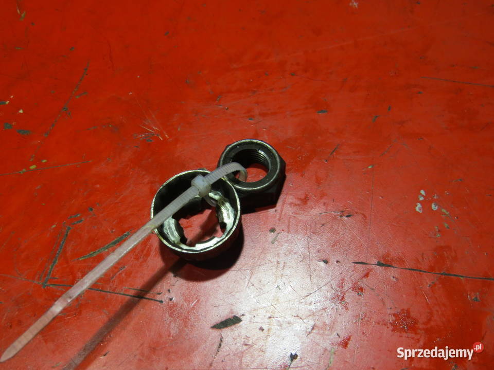 HONDA SH 300 SH300 SH300I 300I 2010 nakrętka