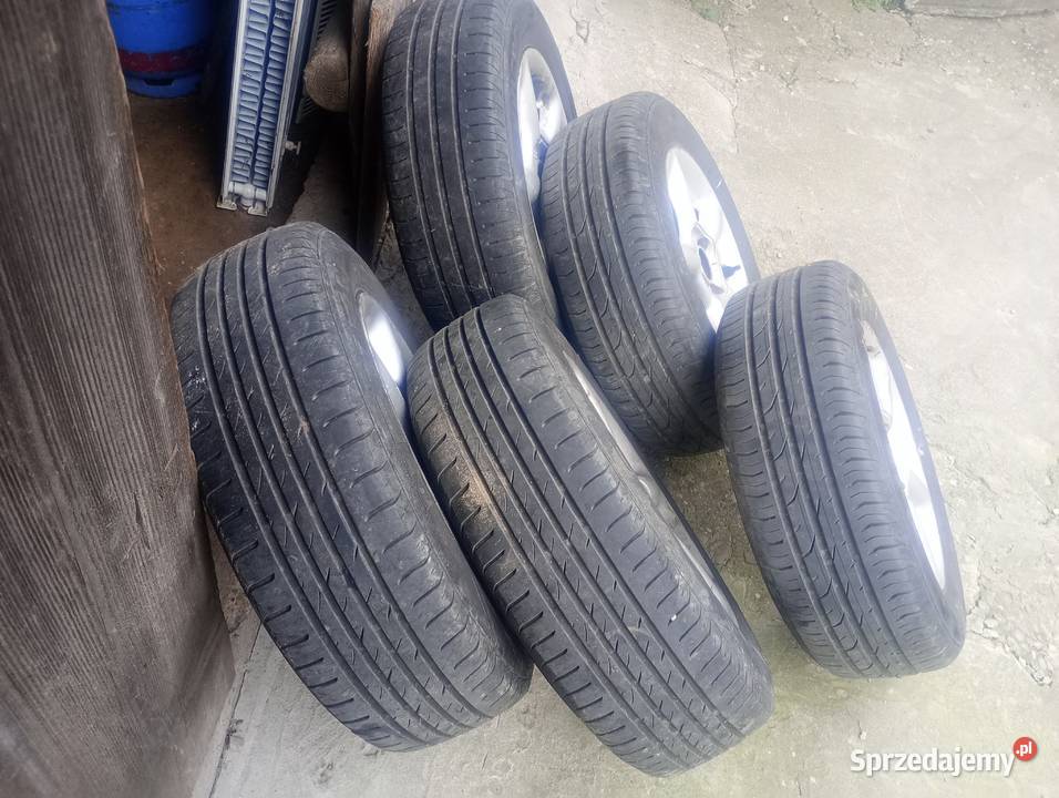 Felgi aluminiowe R 15 z oponami letnimi Czchów