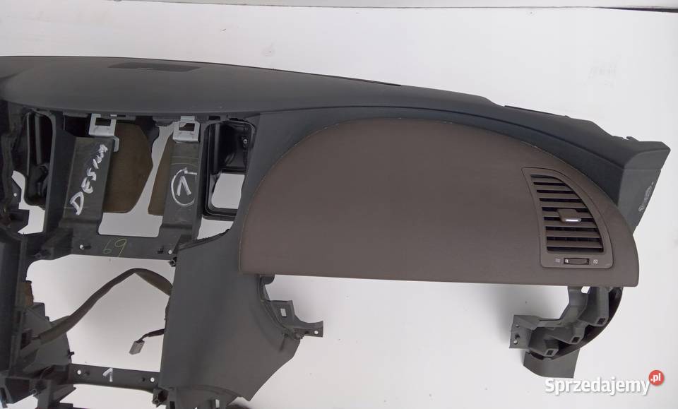 DESKA ROZDZIELCZA BRĄZOWA INFINITI QX70 FX30 wielkopolskie Nowy Tomyśl sprzedam