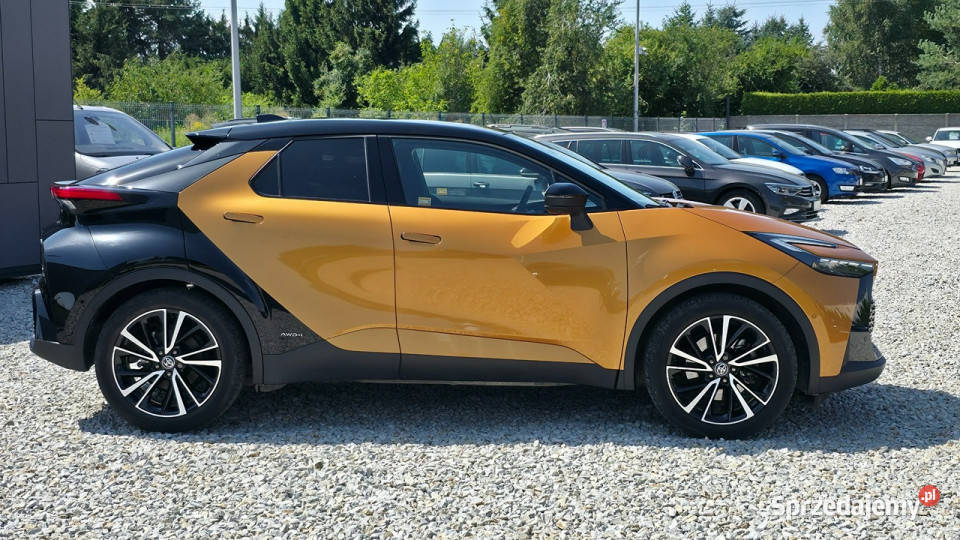 Toyota CHR 20 16V 197 2024r 4x4 Executive Wrocław