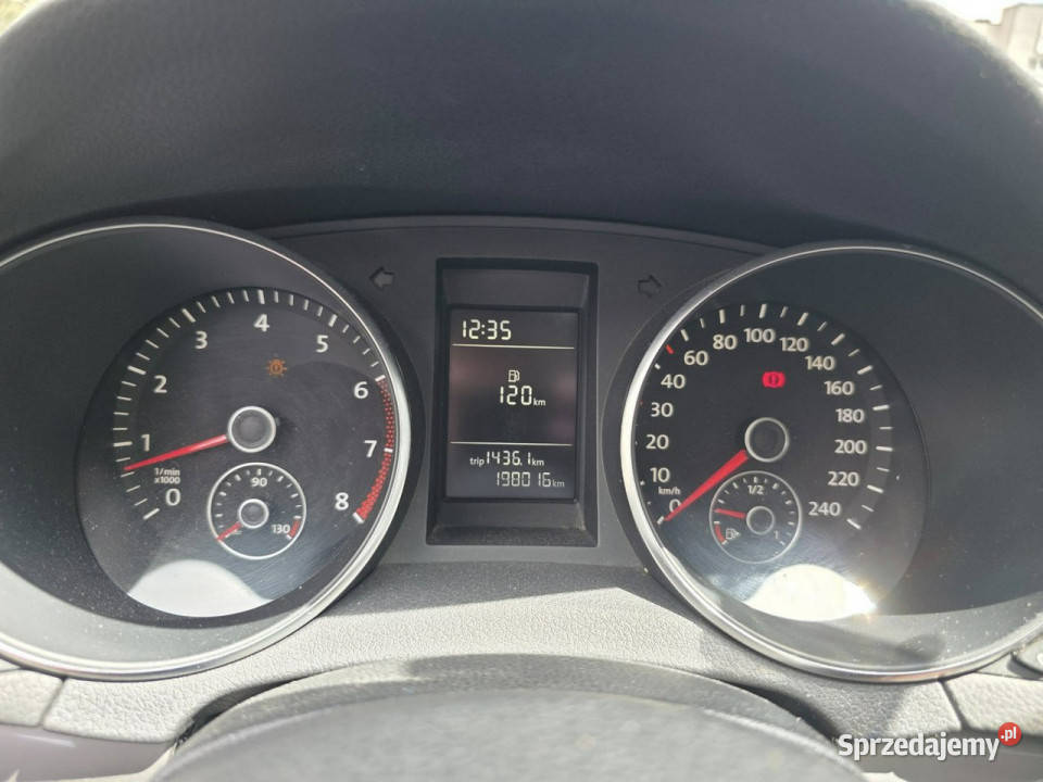 Volkswagen Golf 14 TSI 122 Klimatyzacja Komputer światła przeciwmgielne Słupsk