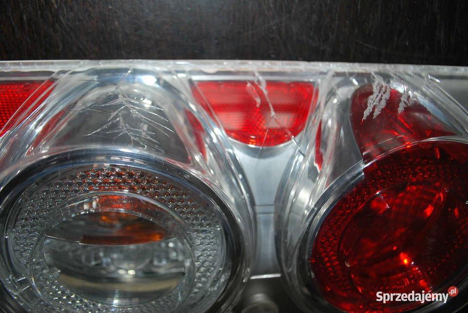 USZKODZONA LAMPA HELLA CARALUNA Grzebowilk