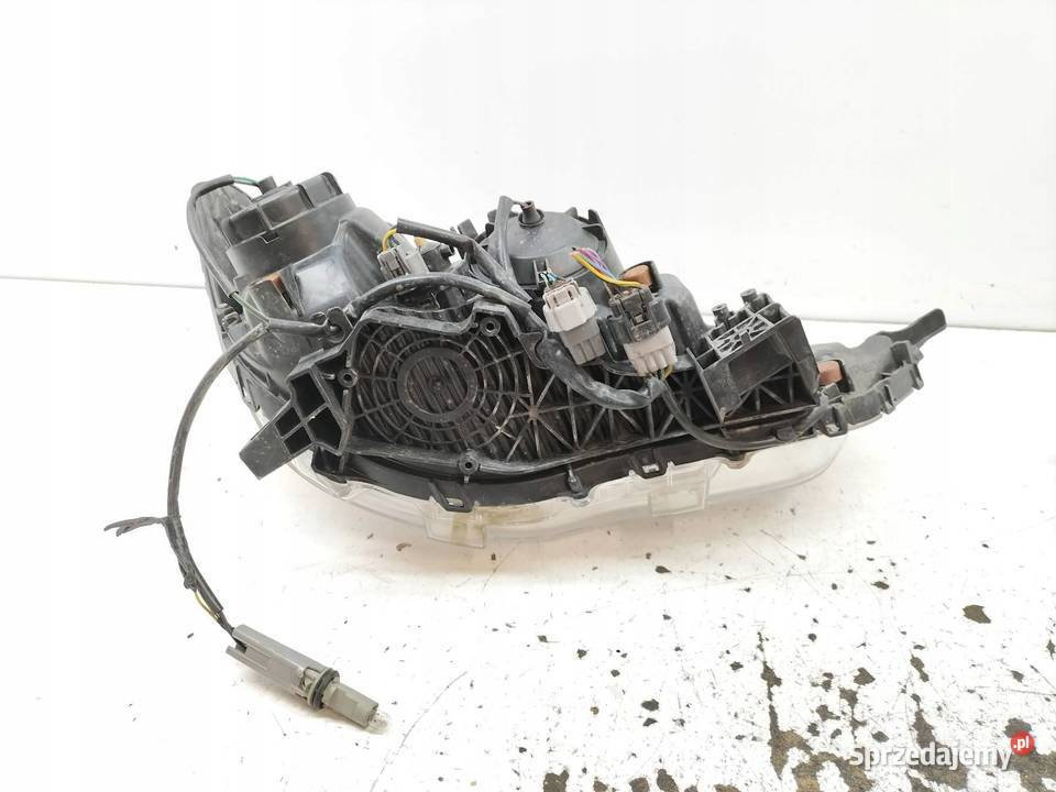 LAMPA PRZÓD LEWA SOCZEWKA H7 Mitsubishi ASX I
