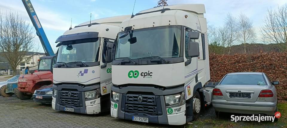 Dwa Renault T460 Lublin