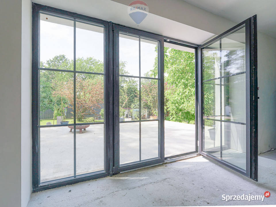 Willaobok PODKOWY LEŚNEJ i MILANÓWKADUŻA DZIAŁKA Owczarnia