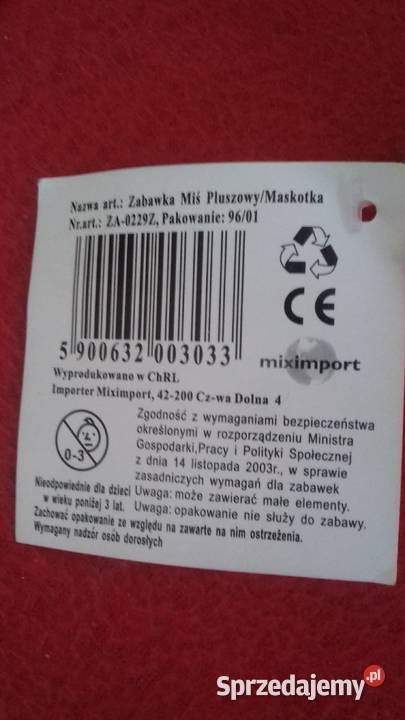 biały miś z muchą maskotka wysokość 29