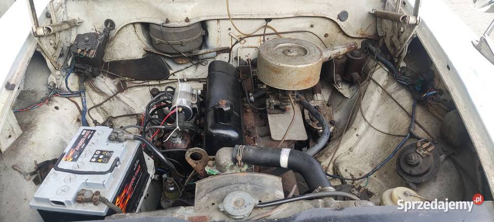 Hillman Super Minx na chodzie do renowacji Siedlce