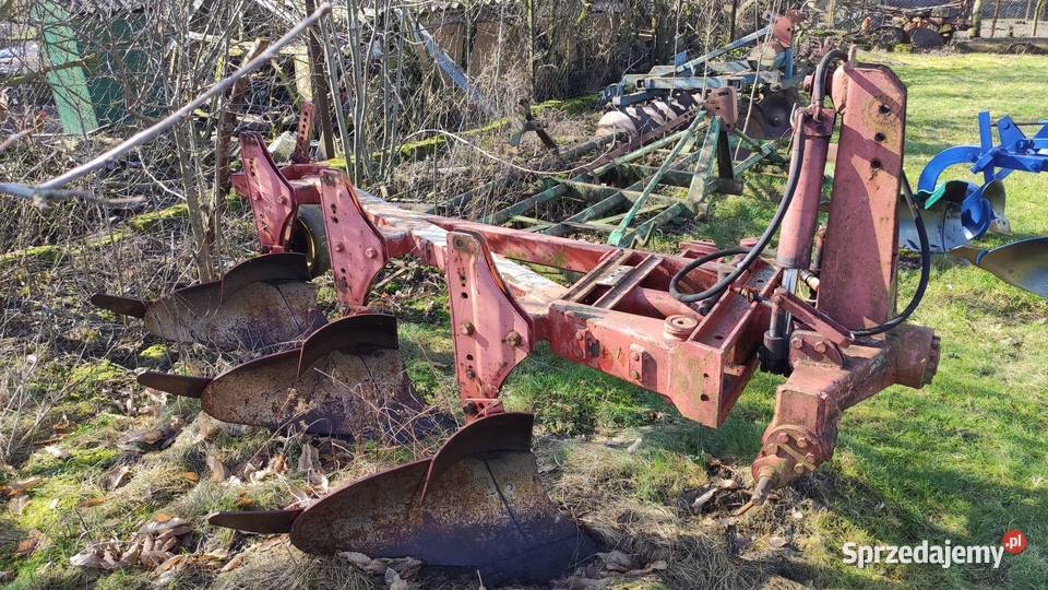 Pług obrotowy Niemeyer trzy skibowy hydrauliczny Radzynek