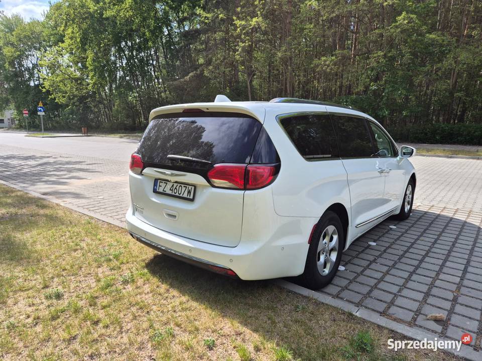 Chrysler Pacifica 2016 aluminiowe felgi Zielona Góra