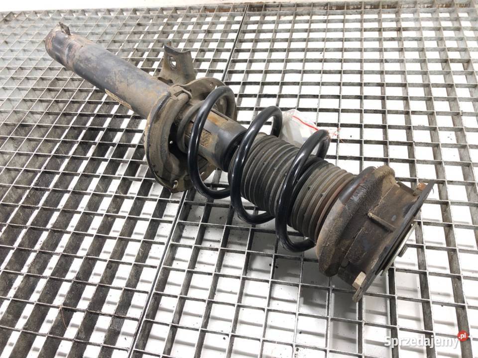 AMORTYZATOR PRAWY PRZÓD ZE SPRĘŻYNĄ VW PASSAT B8