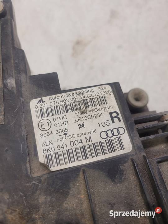 REFLEKTOR PRAWY PRZÓD AUDI A4 B8 LIFT 8K0941004M Lampy przednie Przystajń