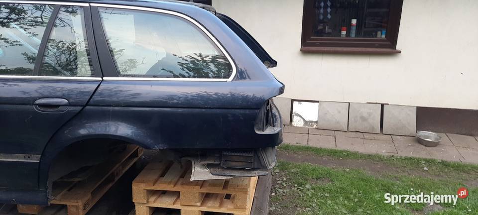 BMW e39 Touring Dach LewaPrawa Ćwiartka Tył Zestawy części blacharskich Tychy