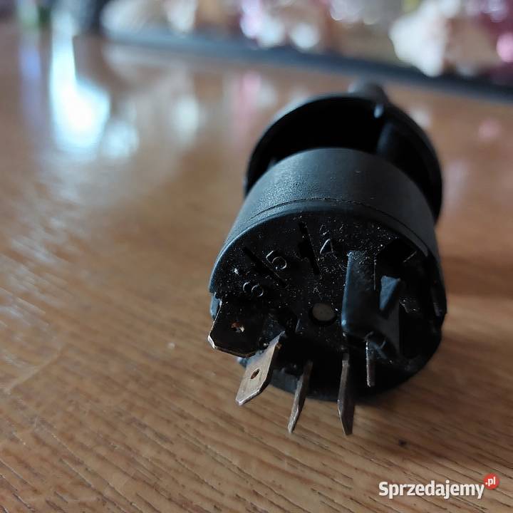 Włącznik nawiwu Bmw e30 wysyłka Układ chłodzenia Ścinawa