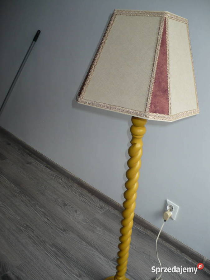 Lampa stojąca wielkopolskie Puszczykowo